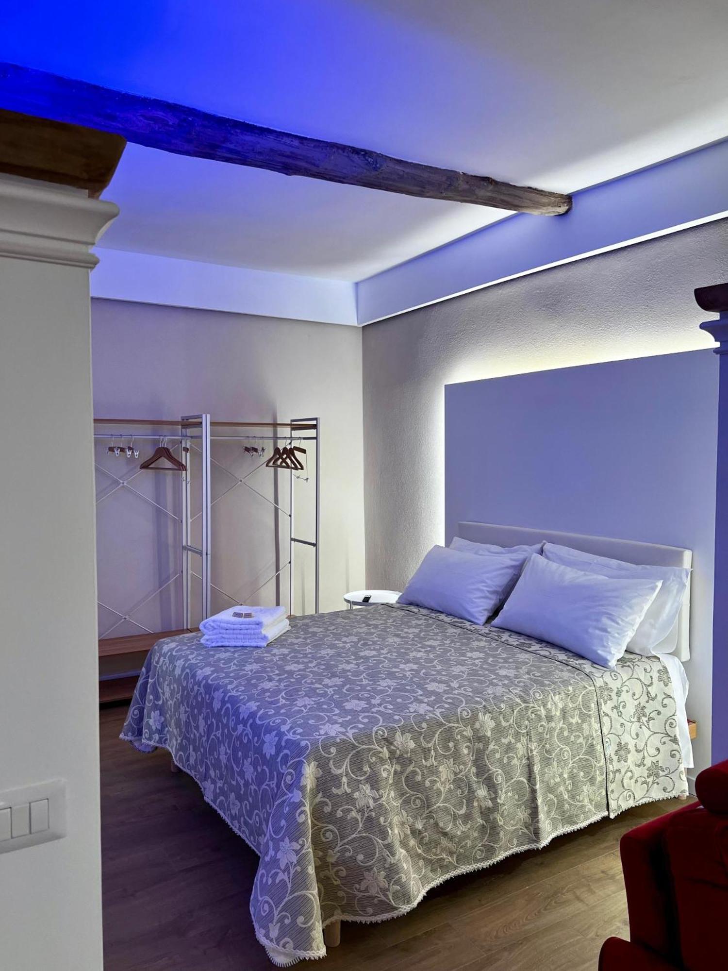 Elena'S Suite Sutri Exterior foto