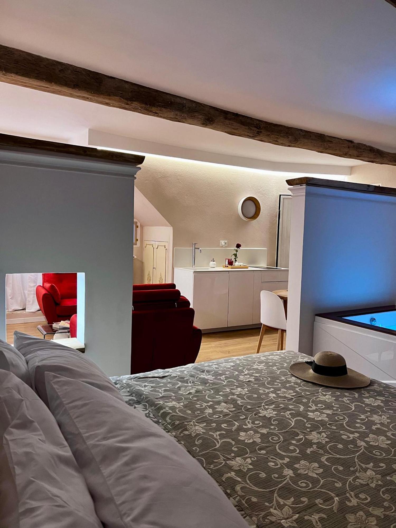 Elena'S Suite Sutri Exterior foto